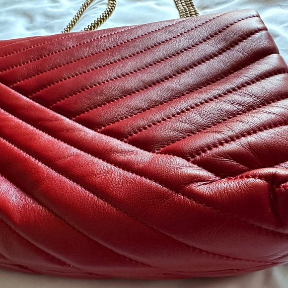 Tory Burch Kira Chevron Convertible Shoulder Bag - Picture 11 of 16